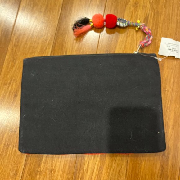 BOGO NWT Bright Beaded Chevron Tasseled Alameda Clutch - Picture 5 of 10